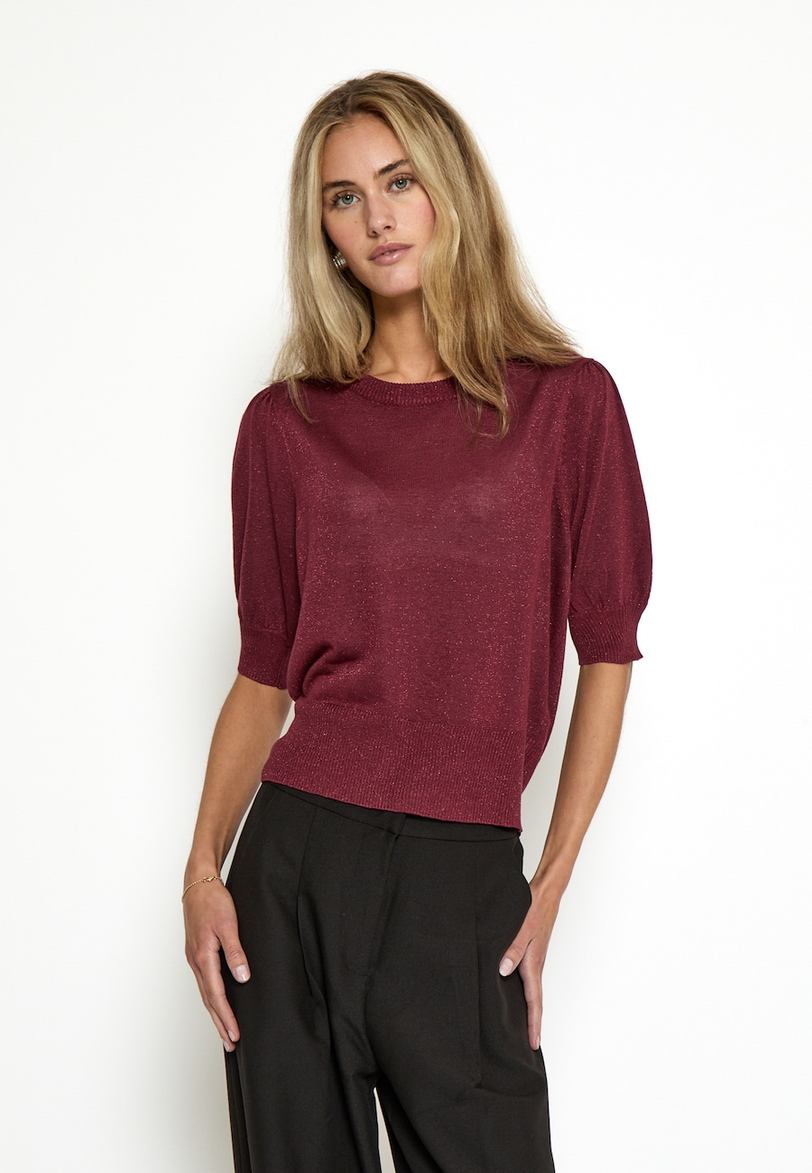 Топ minus Liv, темно-красный
Топ minus Liv, темно-красный