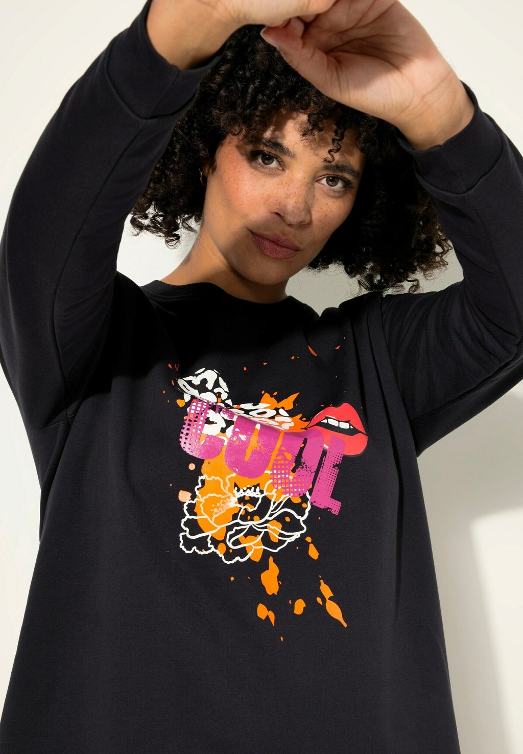 Толстовка KISSING LIPS Angel of Style, черный
Толстовка KISSING LIPS Angel of Style, черный