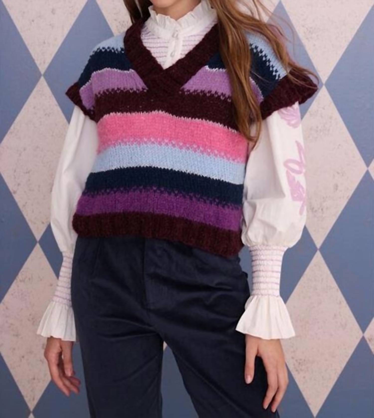 Жилет Chagall в бордовом цвете Vero Alfie
Жилет Chagall в бордовом цвете Vero Alfie