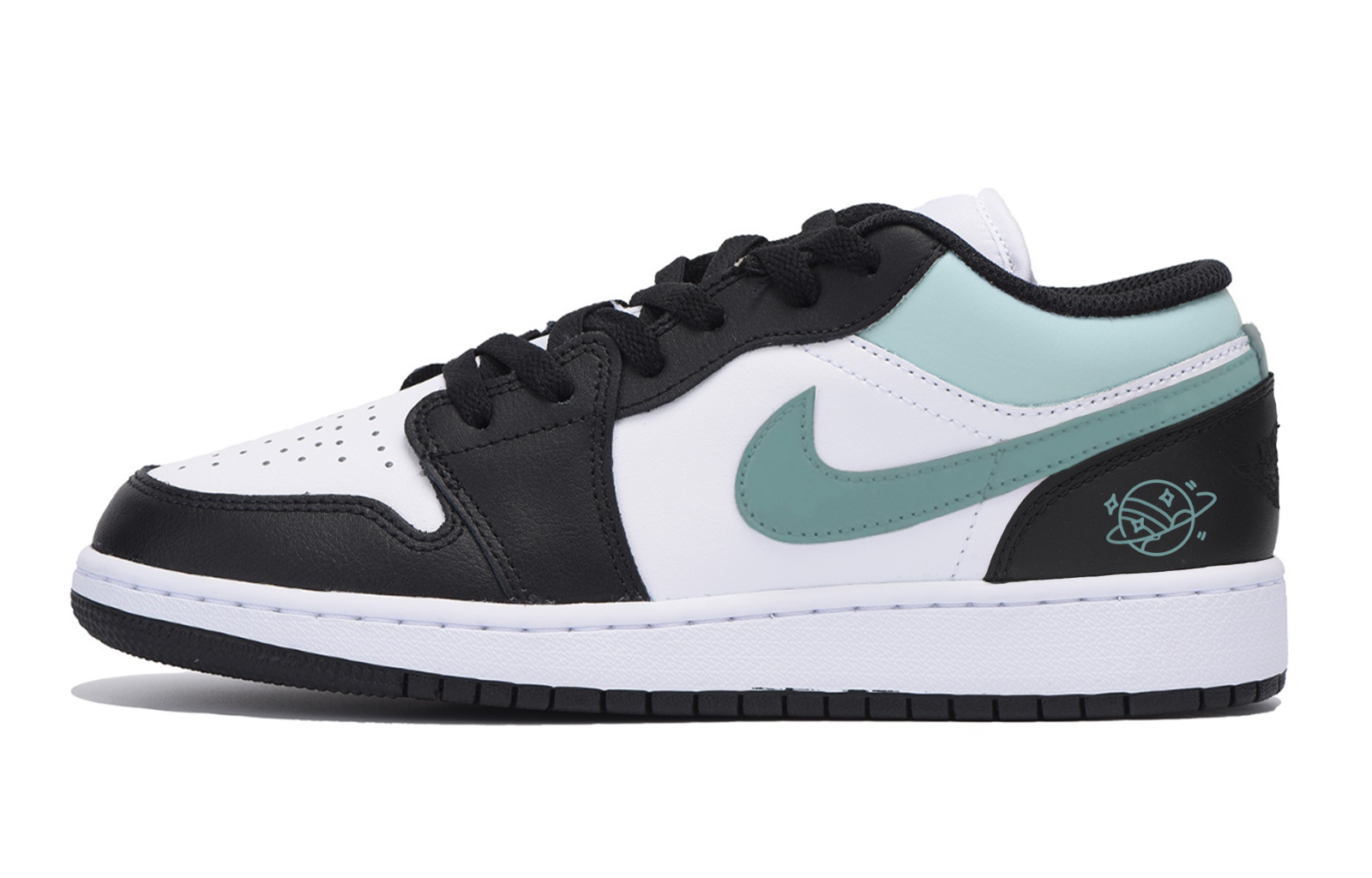 Jordan Износостойкие, нескользящие, винтажные баскетбольные кроссовки Air 1 с низким верхом, мужские, цвет: черный, белый, зеленый 
Jordan Износостойкие, нескользящие, винтажные баскетбольные кроссовки Air 1 с низким верхом, мужские, цвет: черный, белый, зеленый