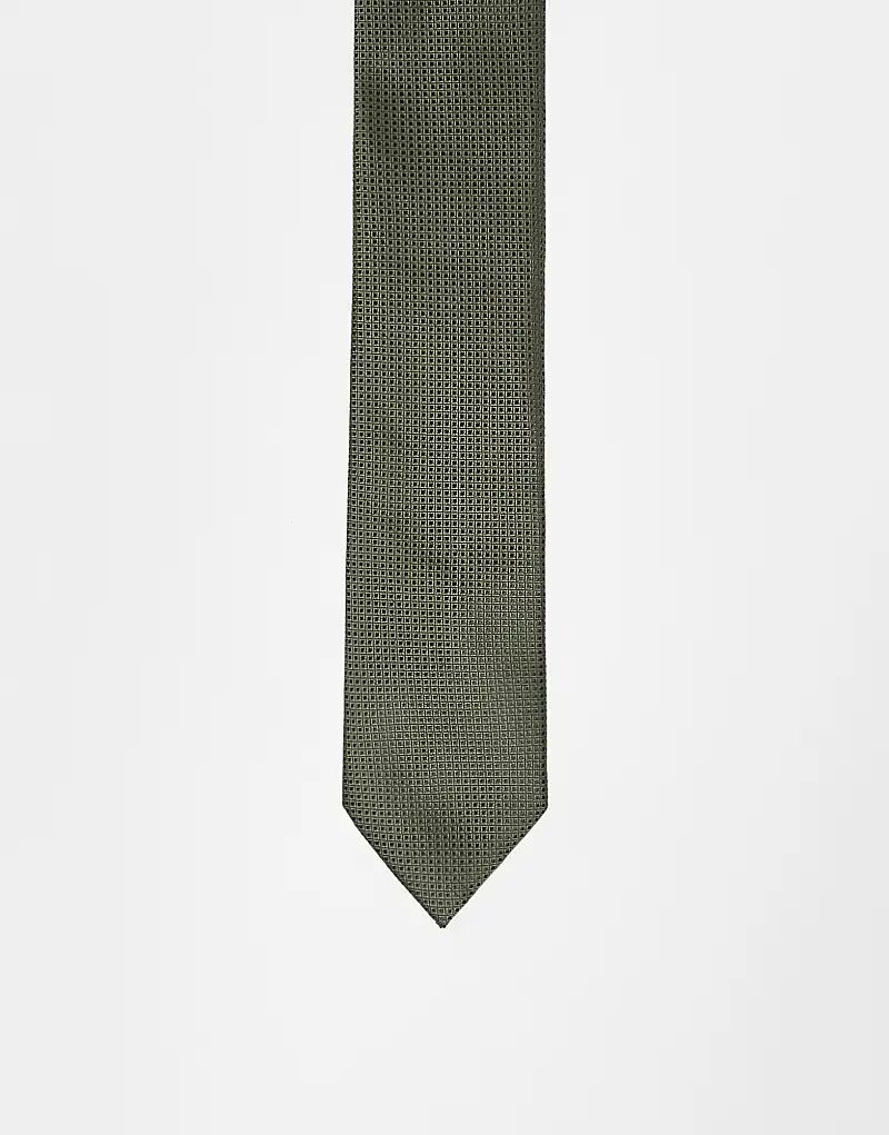 Галстук River Island с мелким узором в горошек зеленого цвета
Галстук River Island с мелким узором в горошек зеленого цвета