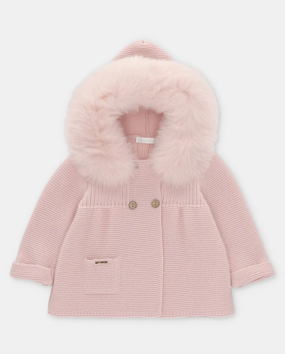 Вязаное детское пальто с капюшоном и натуральным мехом розового цвета Martín Aranda
Вязаное детское пальто с капюшоном и натуральным мехом розового цвета Martín Aranda