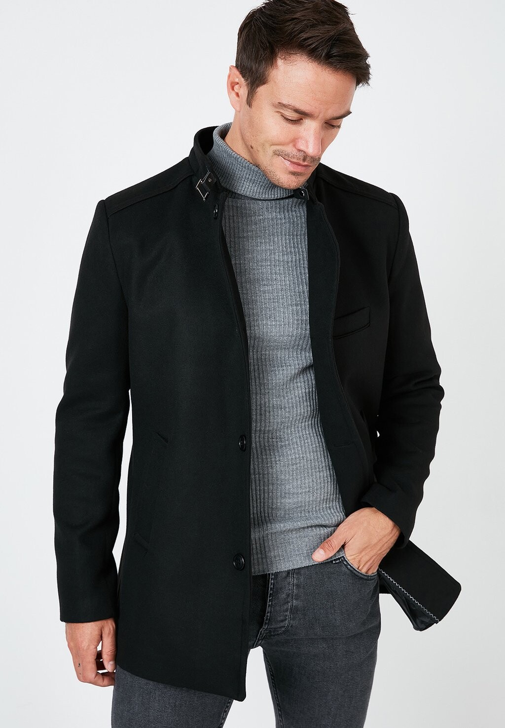 Короткое пальто Buratti, черный
Короткое пальто Buratti, черный