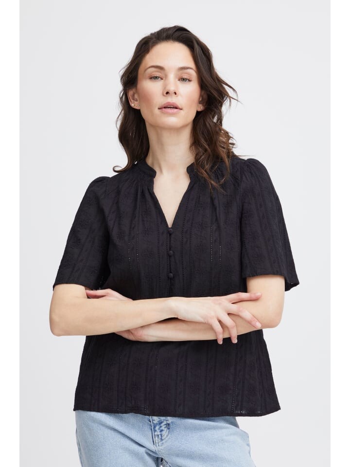 Блуза PULZ Jeans Shirtbluse PZWILLA Blouse 50208169 feminine Bluse mit Lochbordüre, черный
Блуза PULZ Jeans Shirtbluse PZWILLA Blouse 50208169 feminine Bluse mit Lochbordüre, черный