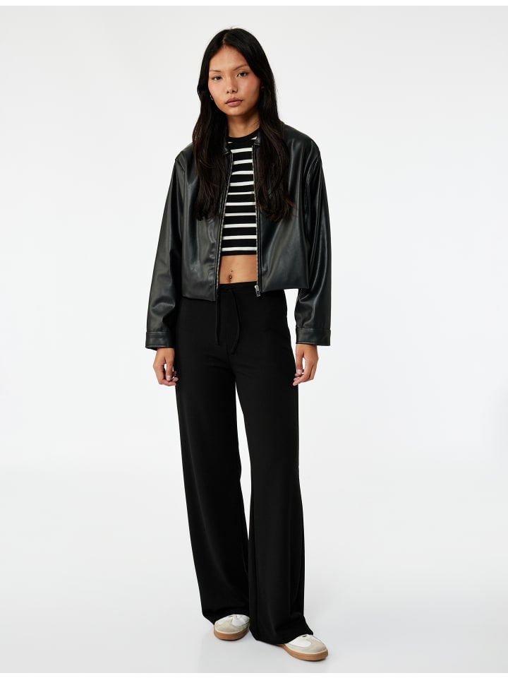 Брюки черного цвета KOTON
Брюки черного цвета KOTON