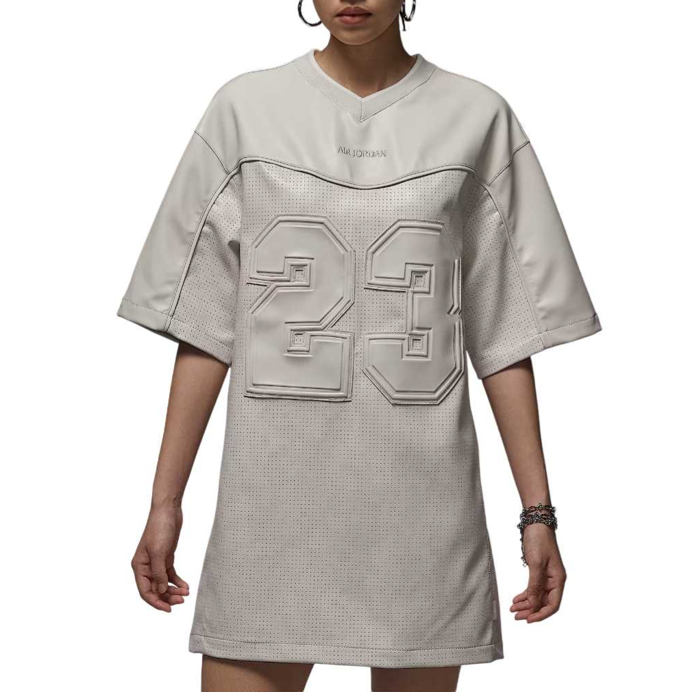 Женское платье с короткими рукавами Air Jordan, Light Earth Umber
Женское платье с короткими рукавами Air Jordan, Light Earth Umber