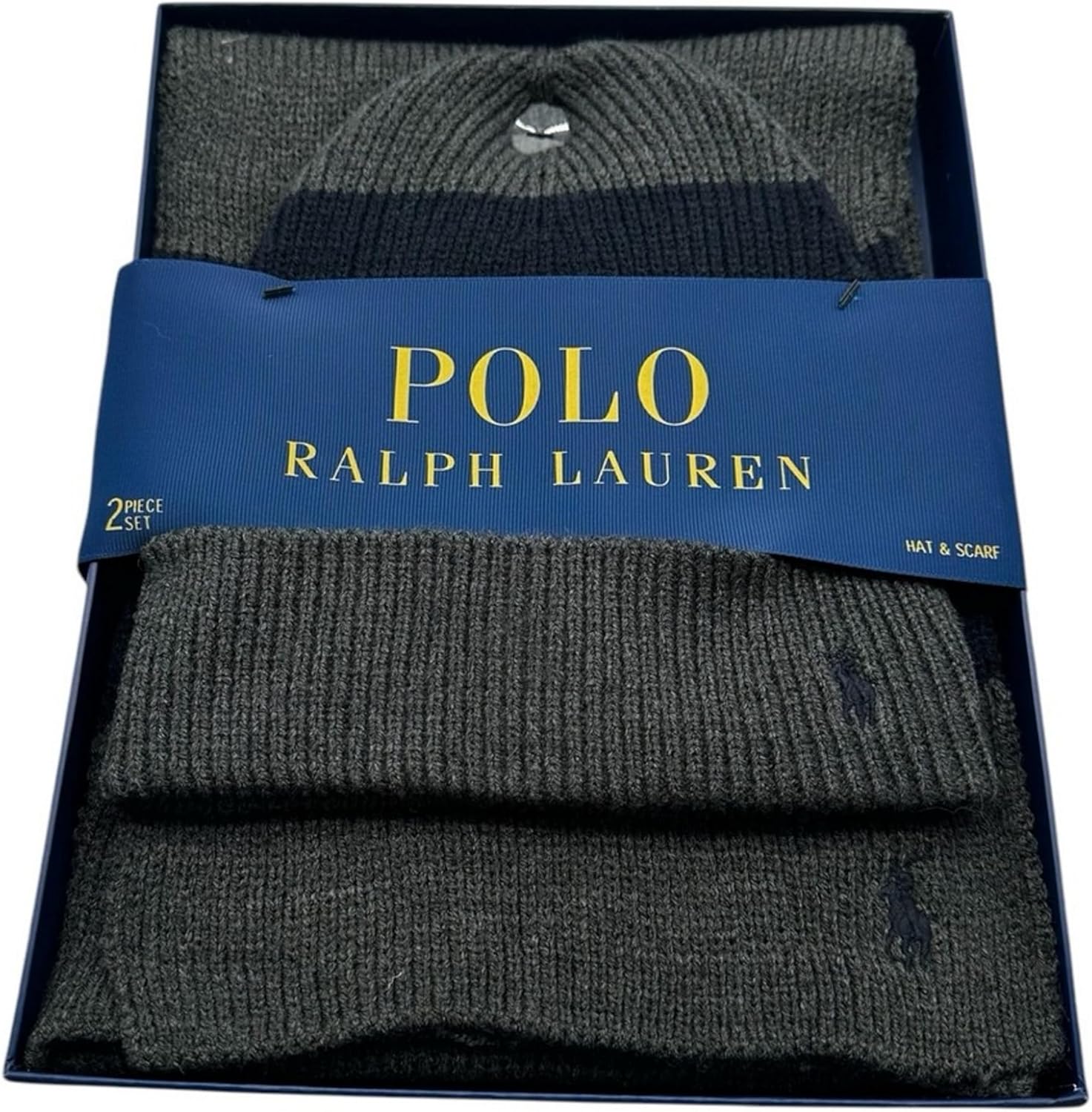 Polo Ralph Lauren мужской набор из 2 предметов: шапка и шарф, Navy/Grey
Polo Ralph Lauren мужской набор из 2 предметов: шапка и шарф, Navy/Grey