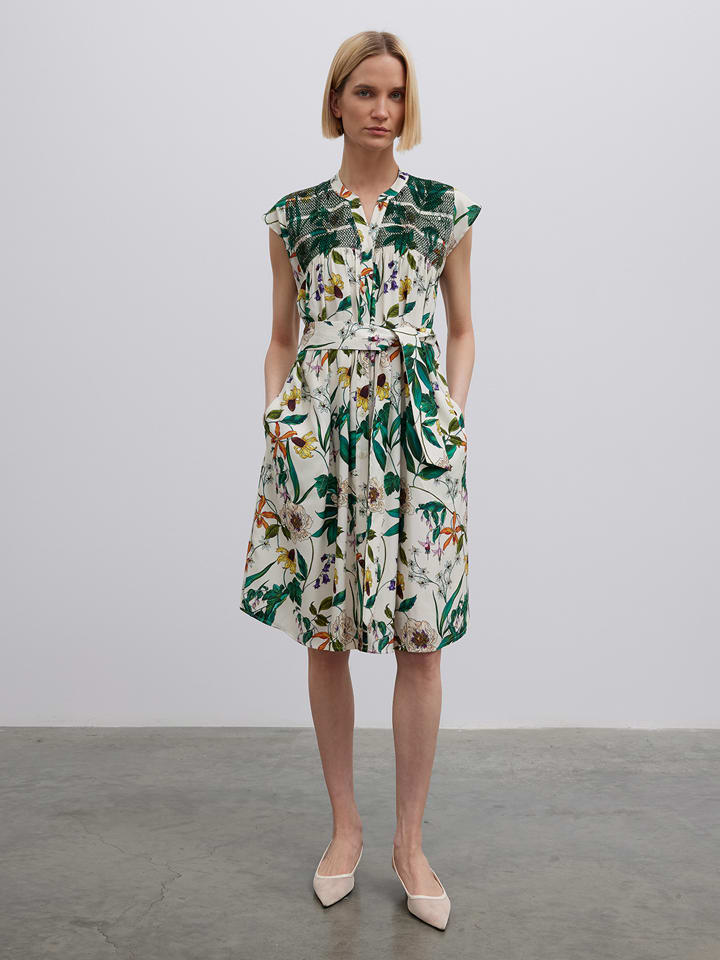 Платье до колена BGN, белый/зеленый
Платье до колена BGN, белый/зеленый