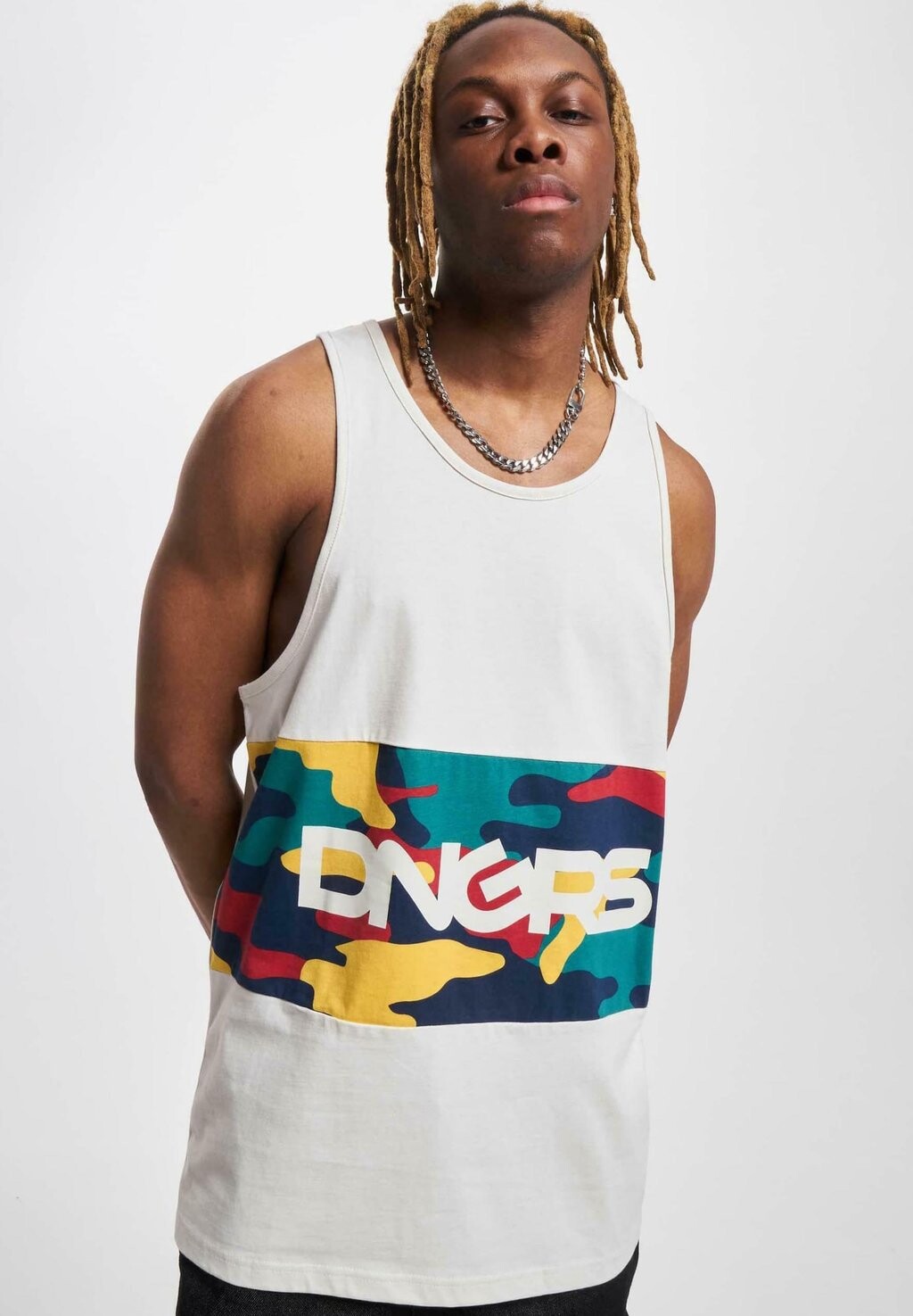 Топ HIDEME Dangerous DNGRS, кремовый
Топ HIDEME Dangerous DNGRS, кремовый