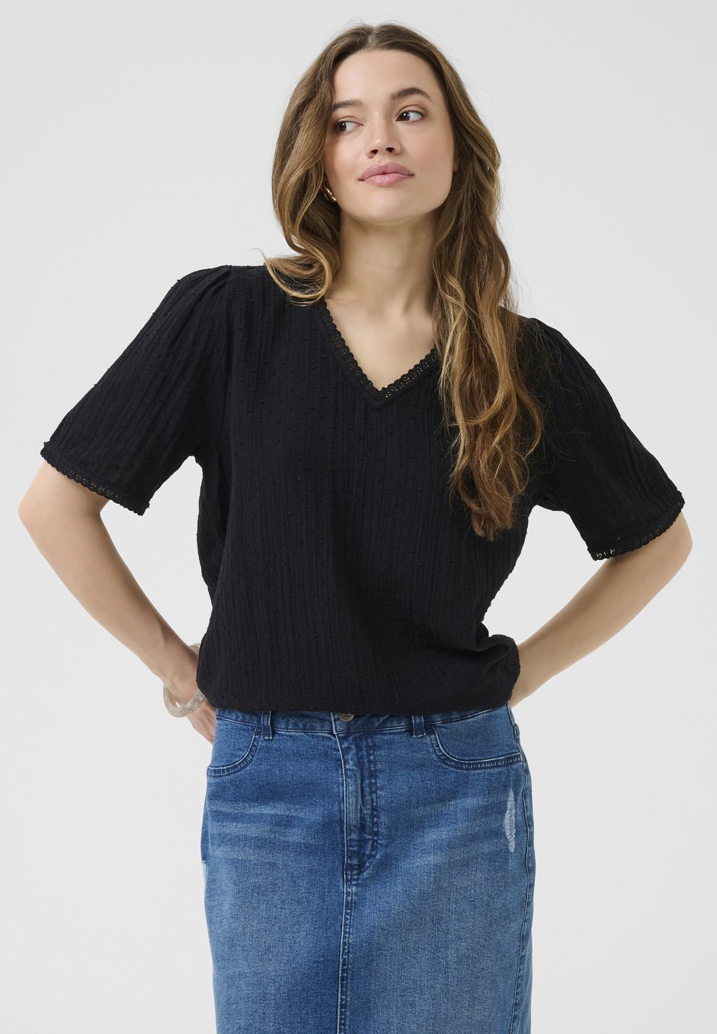 Блуза KAMAI Kaffe, цвет Black Deep
Блуза KAMAI Kaffe, цвет Black Deep