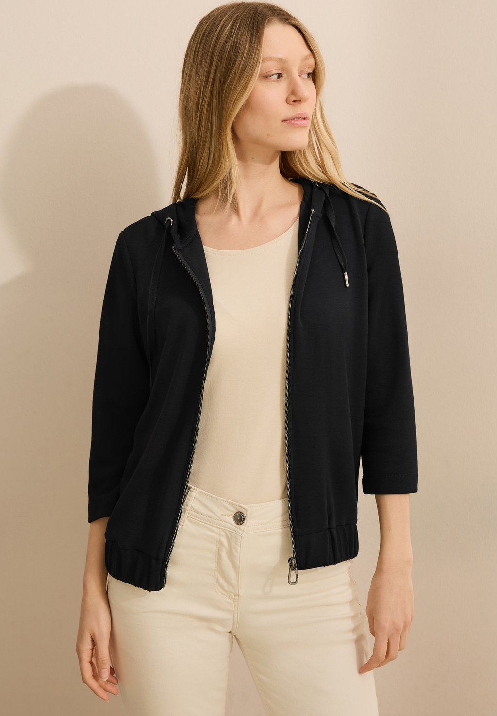 Толстовка на молнии Cecil, черный
Толстовка на молнии Cecil, черный