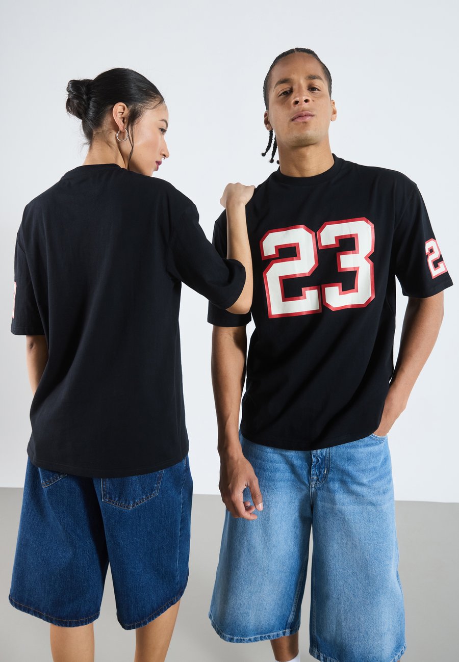 Футболка YOURTURN UNISEX, True Black/Black, Черный, Футболка YOURTURN UNISEX, True Black/Black
Футболка YOURTURN UNISEX, True Black/Black, Черный, Футболка YOURTURN UNISEX, True Black/Black