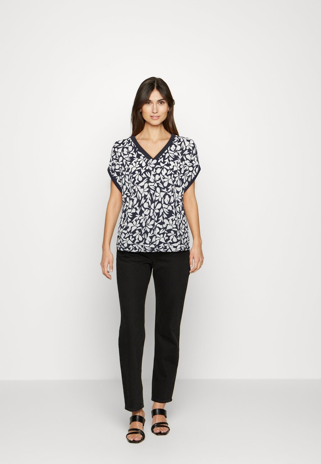 Блуза Esprit Collection, темно-синий
Блуза Esprit Collection, темно-синий