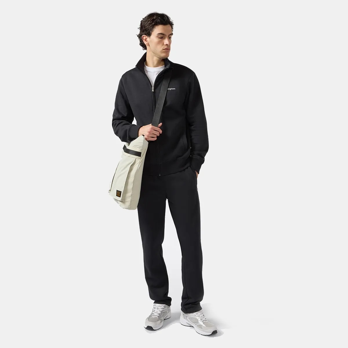 Мужской спортивный костюм из хлопка Champion, темно-синий
Мужской спортивный костюм из хлопка Champion, темно-синий