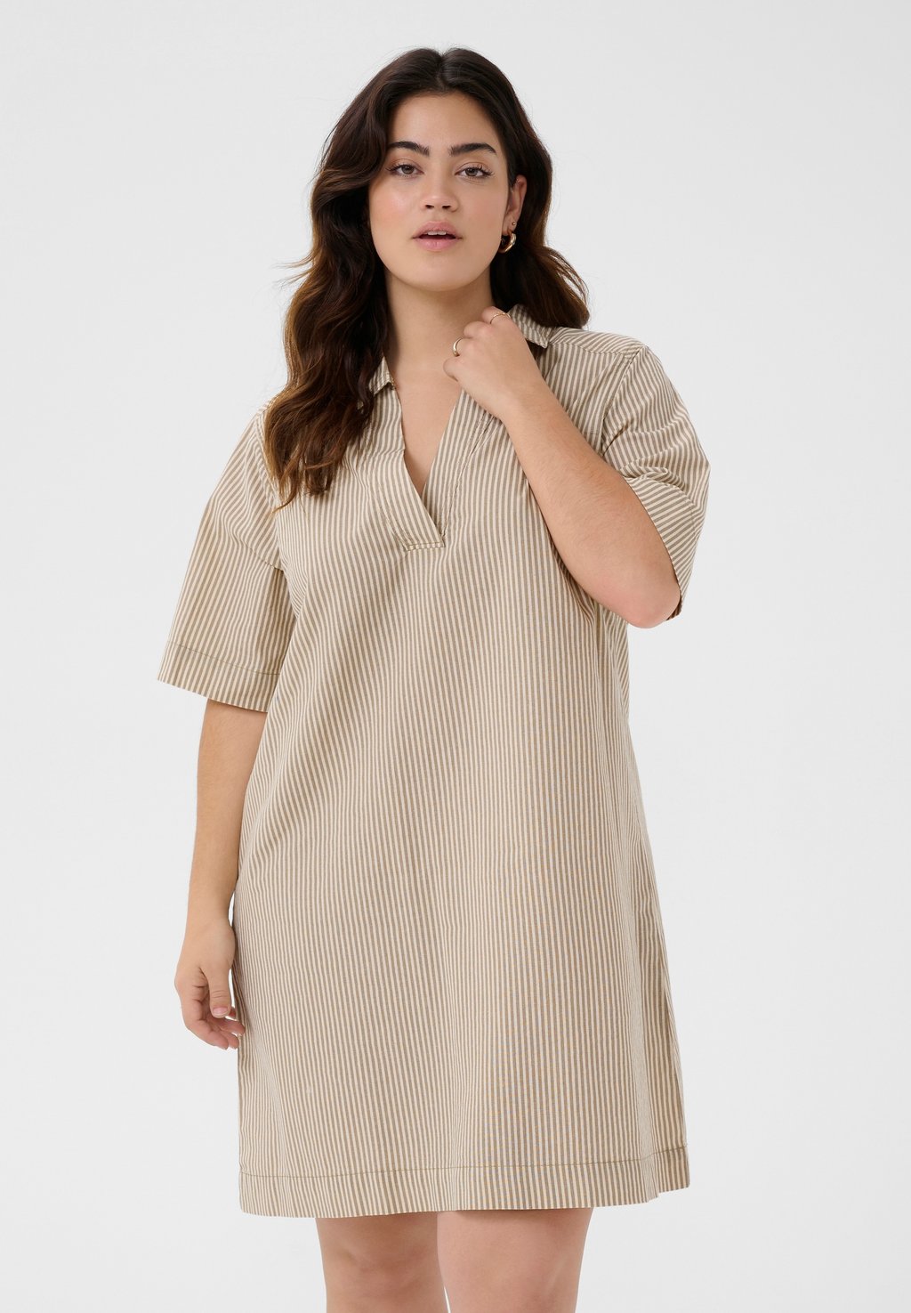 Повседневное платье STRIPED Kaffe Curve, бежевый
Повседневное платье STRIPED Kaffe Curve, бежевый