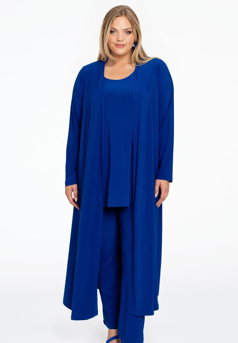 Кардиган YOEK MIT DRAPIERTER FRONT, Indigo/Dark Blue
Кардиган YOEK MIT DRAPIERTER FRONT, Indigo/Dark Blue