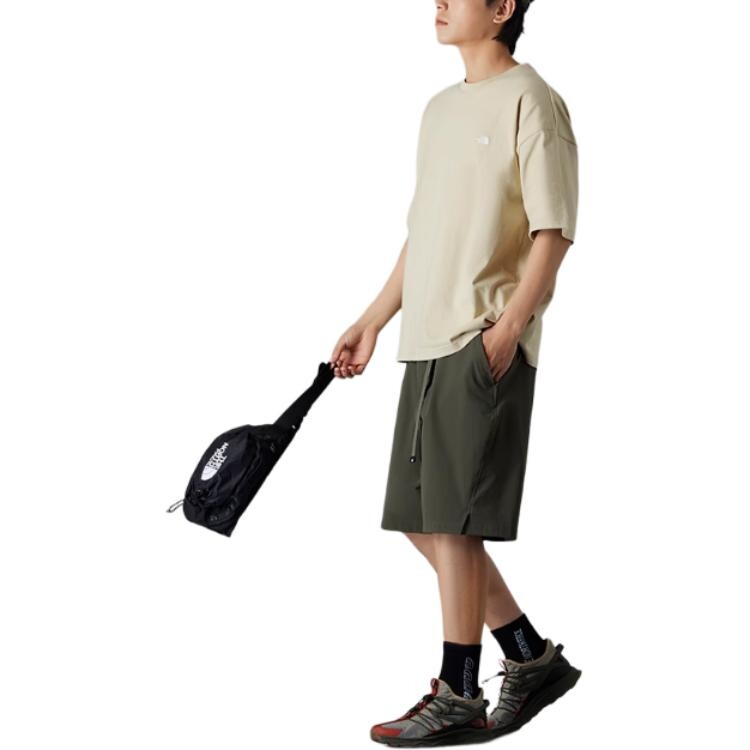 Футболка UE мужская песочная The North Face, цвет Sand
Футболка UE мужская песочная The North Face, цвет Sand