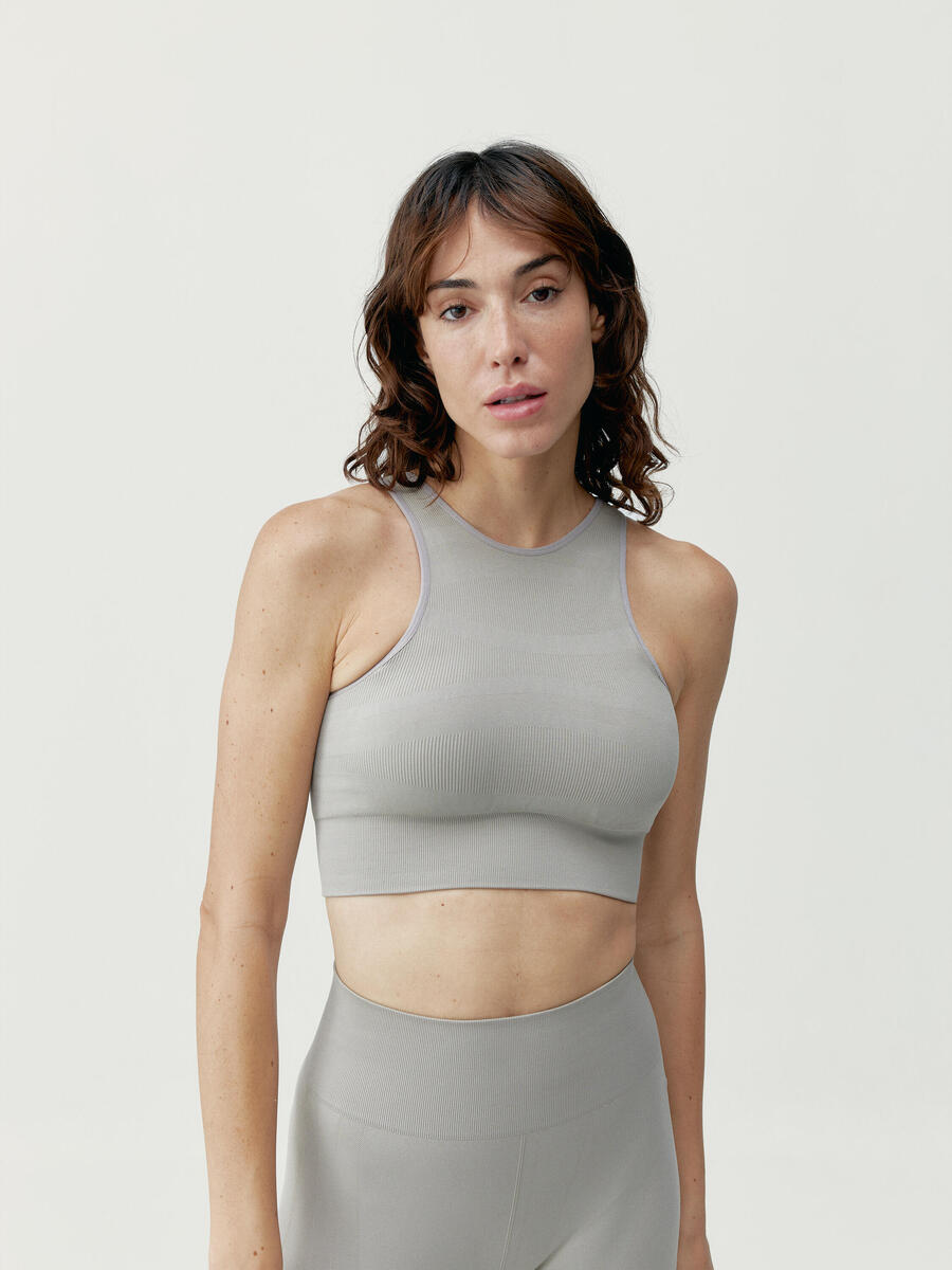 Женский спортивный топ Alana Born Living Yoga
Женский спортивный топ Alana Born Living Yoga