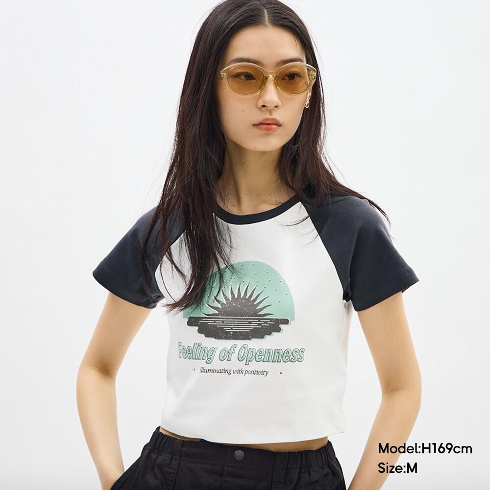 Футболка женская GU Premium с принтом, телесный
Футболка женская GU Premium с принтом, телесный