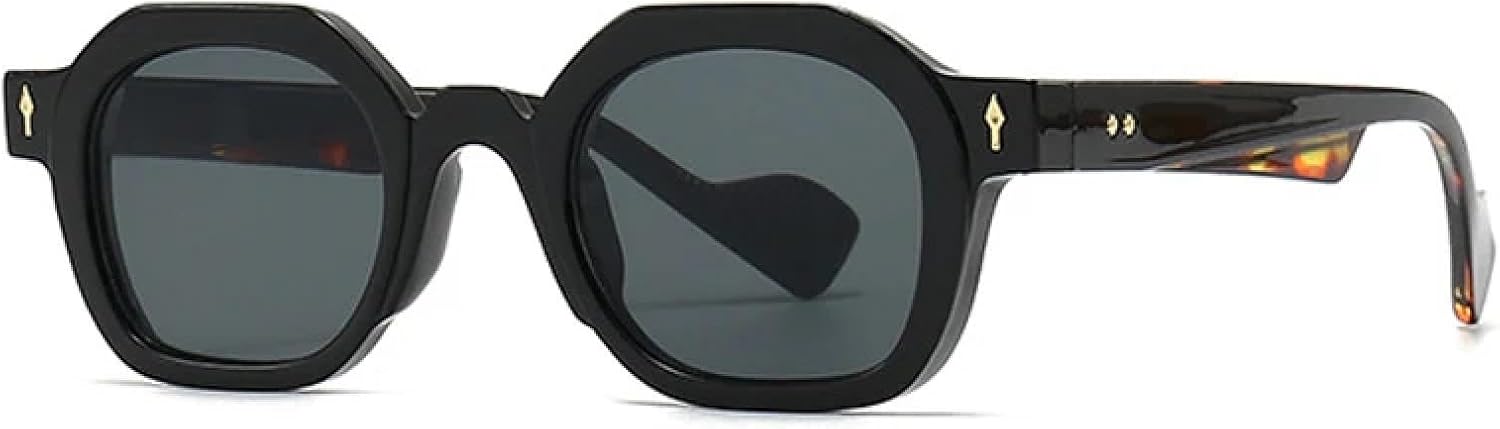 Солнцезащитные очки с защитой от УФ-излучения UV400 для женщин и мужчин | Панк-стиль с мелкими заклепками и градиентным переходом цвета | для занятий спортом на открытом воздухе DSVIGF, Black Leopard Grey
Солнцезащитные очки с защитой от УФ-излучения UV400 для женщин и мужчин | Панк-стиль с мелкими заклепками и градиентным переходом цвета | для занятий спортом на открытом воздухе DSVIGF, Black Leopard Grey