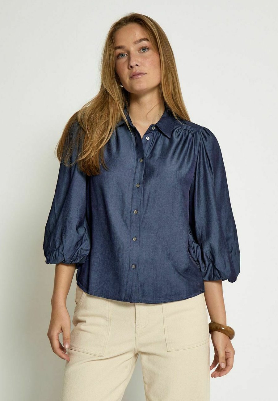 Блуза PEPPERCORN BEA, Denim Blue/Dark Blue
Блуза PEPPERCORN BEA, Denim Blue/Dark Blue