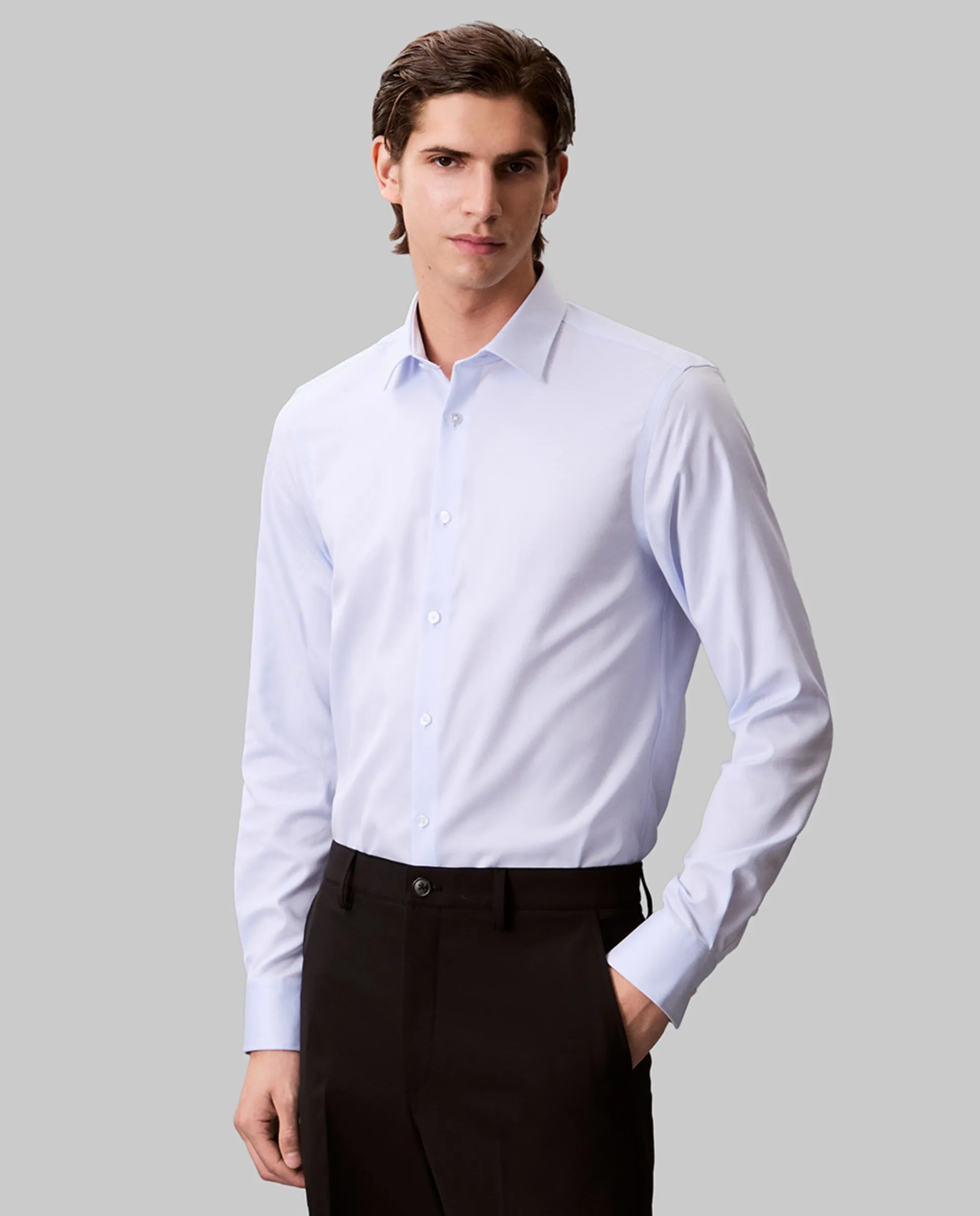 Мужская классическая рубашка с каркасом Calvin Klein, светло-голубой
Мужская классическая рубашка с каркасом Calvin Klein, светло-голубой