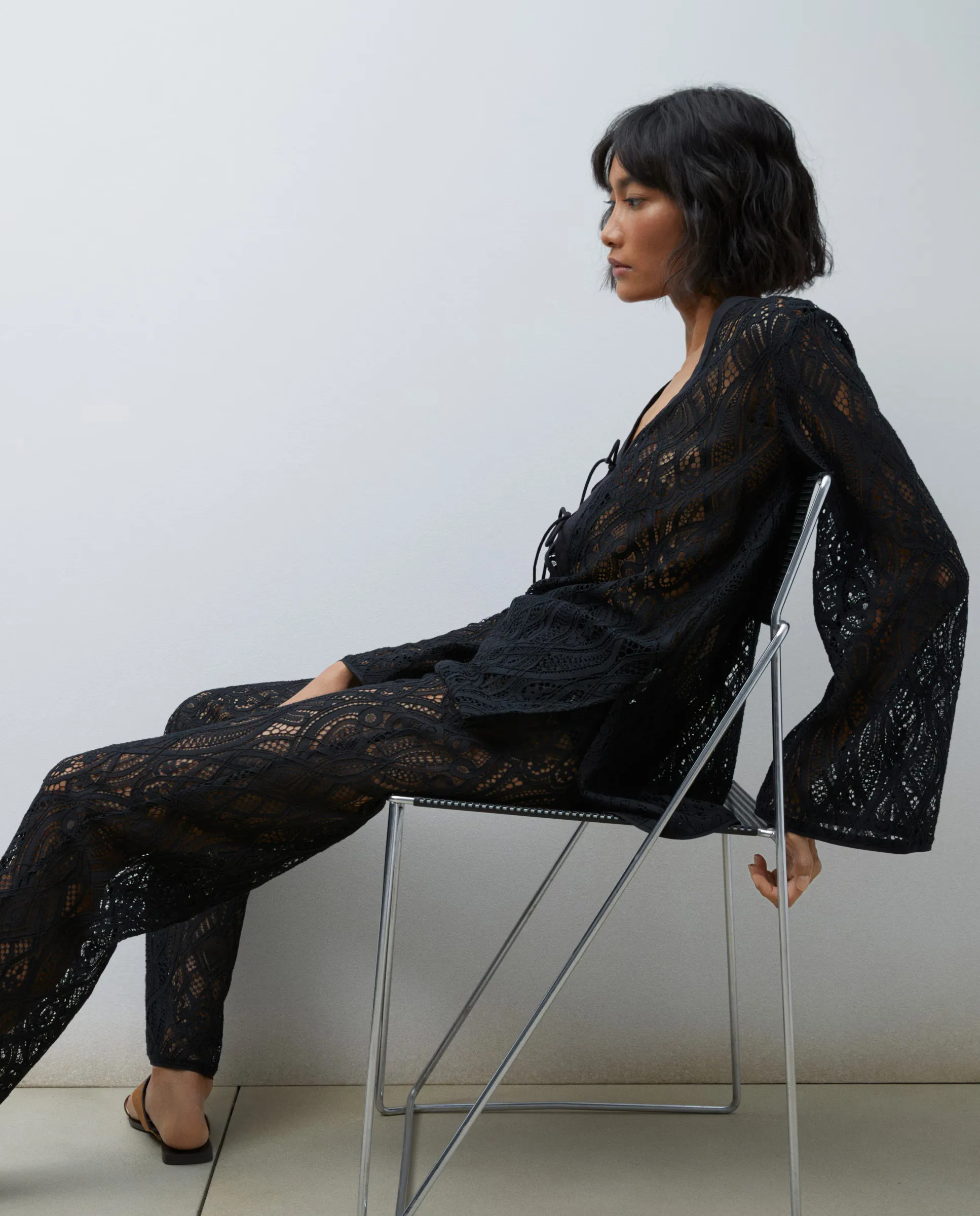 Женские кружевные брюки Tintoretto, черный
Женские кружевные брюки Tintoretto, черный