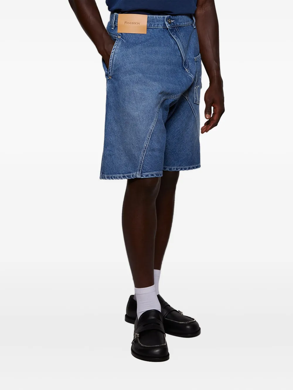 Джинсовые шорты с якорной деталью JW ANDERSON, синий
Джинсовые шорты с якорной деталью JW ANDERSON, синий