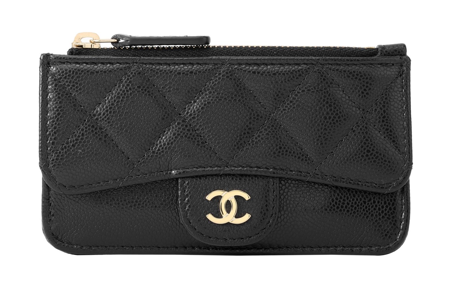 CHANEL Кардхолдер Regular из телячьей кожи женский черный
CHANEL Кардхолдер Regular из телячьей кожи женский черный
