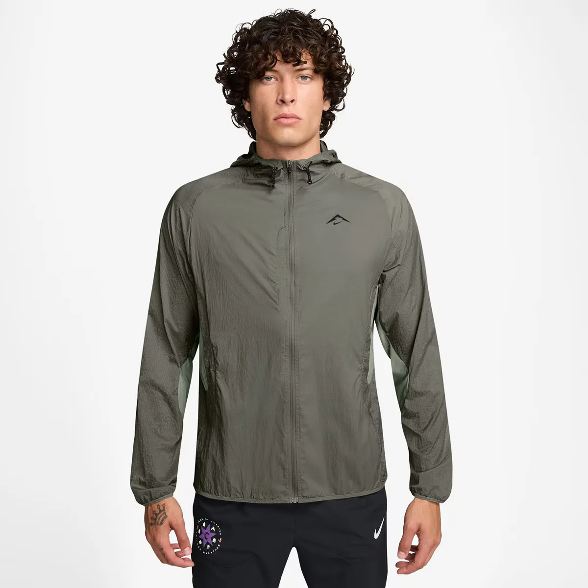 Мужская ветровка Trail Aireez Nike, зеленый
Мужская ветровка Trail Aireez Nike, зеленый
