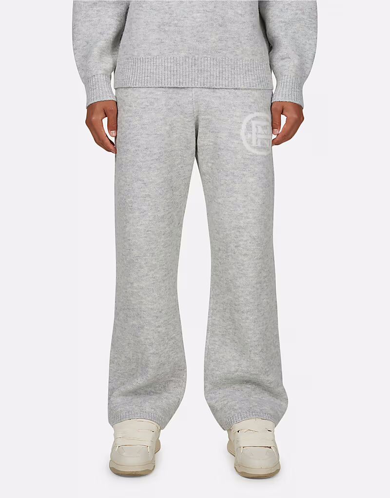 Трикотажные брюки серого цвета Good For Nothing
Трикотажные брюки серого цвета Good For Nothing