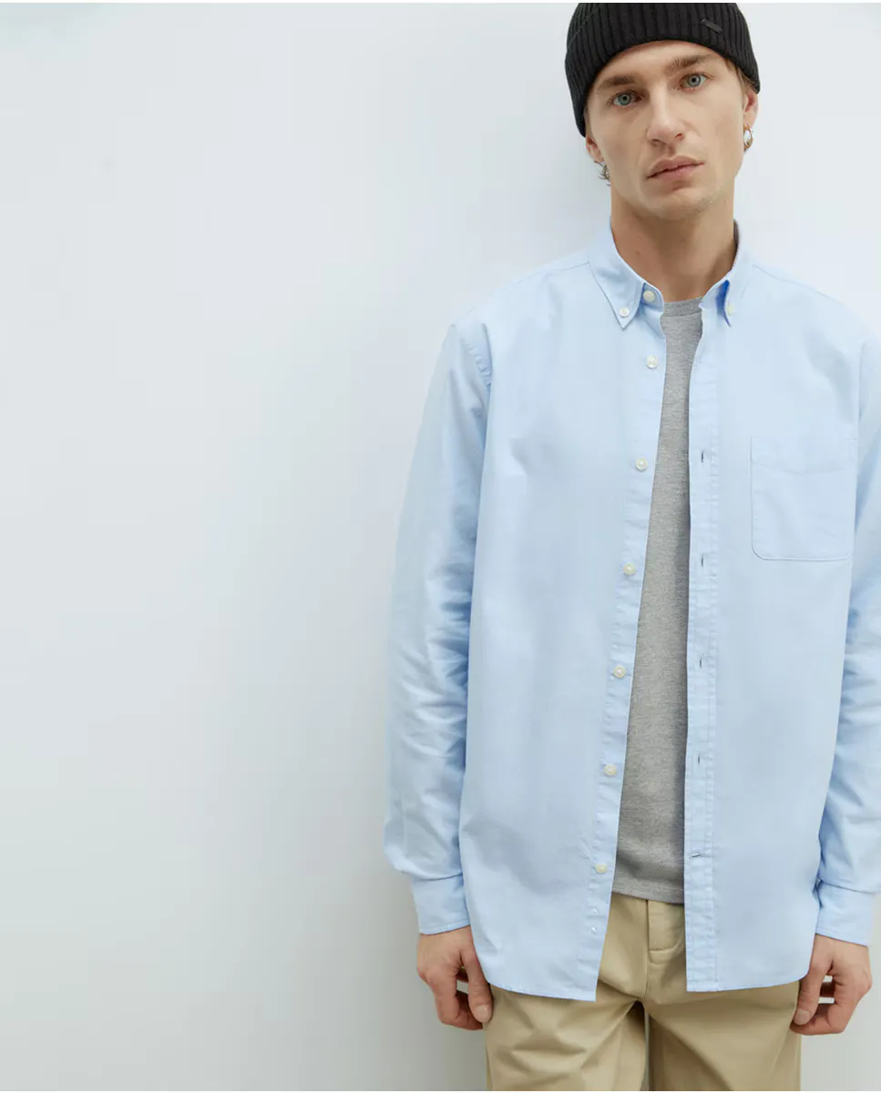 Обычная рубашка Оксфорд Sfera, светло-голубой
Обычная рубашка Оксфорд Sfera, светло-голубой