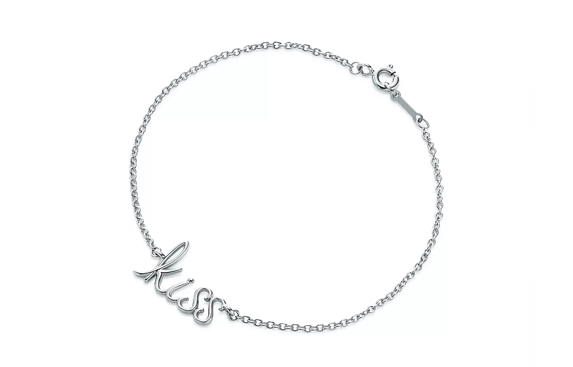 TIFFANY & CO. Браслеты с буквенным узором для женщин Silver
TIFFANY & CO. Браслеты с буквенным узором для женщин Silver