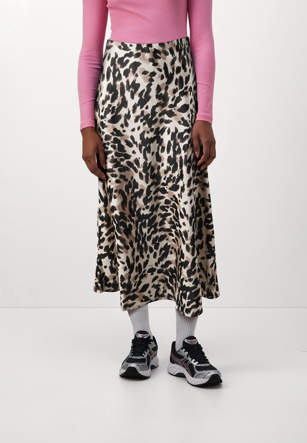 Юбка А-силуэта YASPELLA MIDI SKIRT, цвет black
Юбка А-силуэта YASPELLA MIDI SKIRT, цвет black