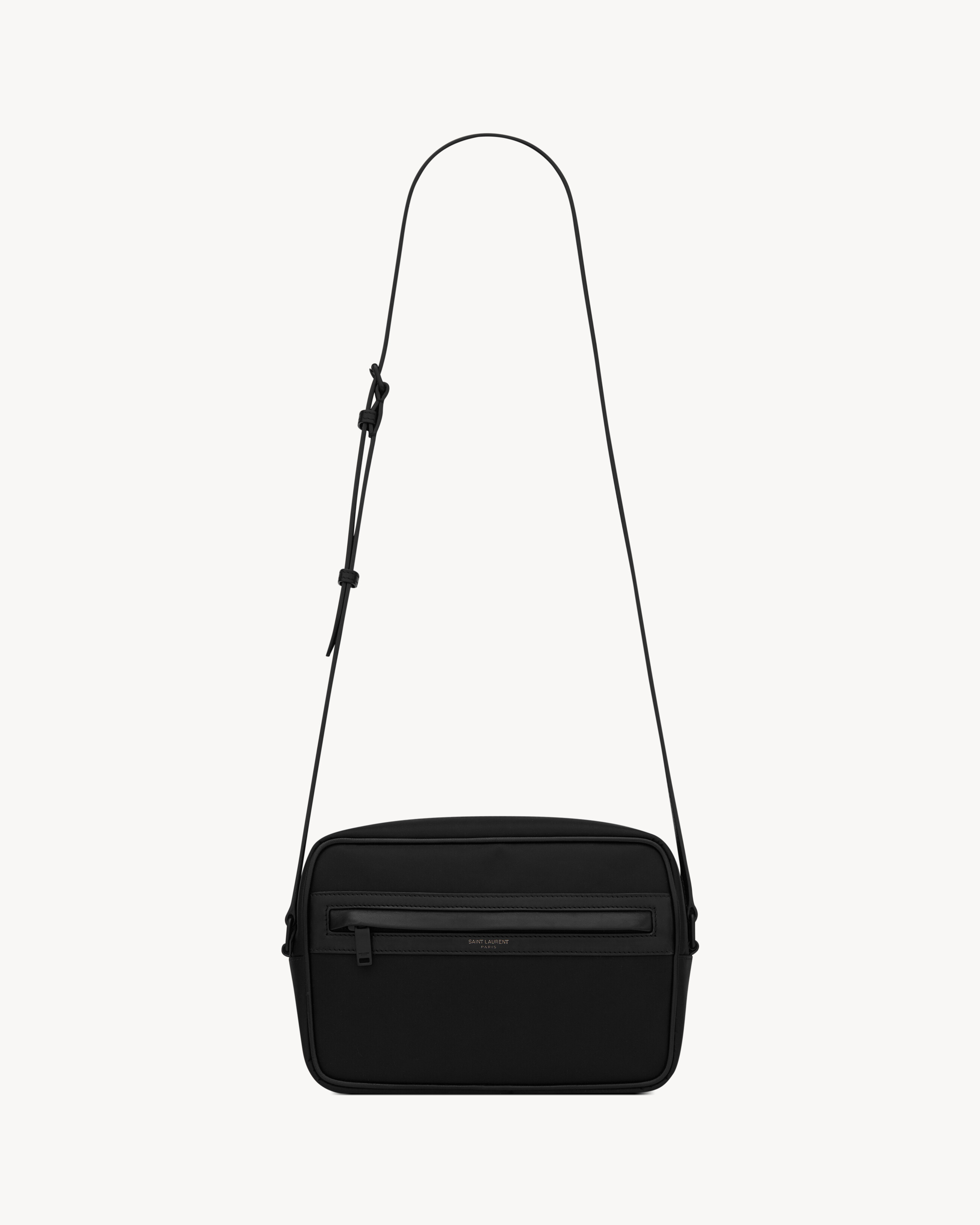 Сумка Camp в стиле камеры из ECONYL и овечьей кожи Saint Laurent, черный
Сумка Camp в стиле камеры из ECONYL и овечьей кожи Saint Laurent, черный