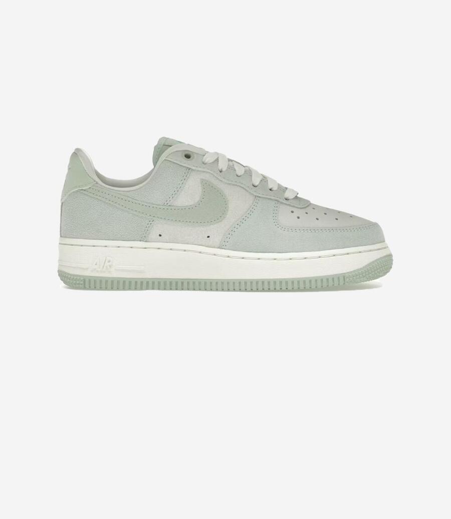 Кроссовки Nike Air Force 1 Low '07 SE Spruce Aura Pistachio Frost (женские)
Кроссовки Nike Air Force 1 Low '07 SE Spruce Aura Pistachio Frost (женские)