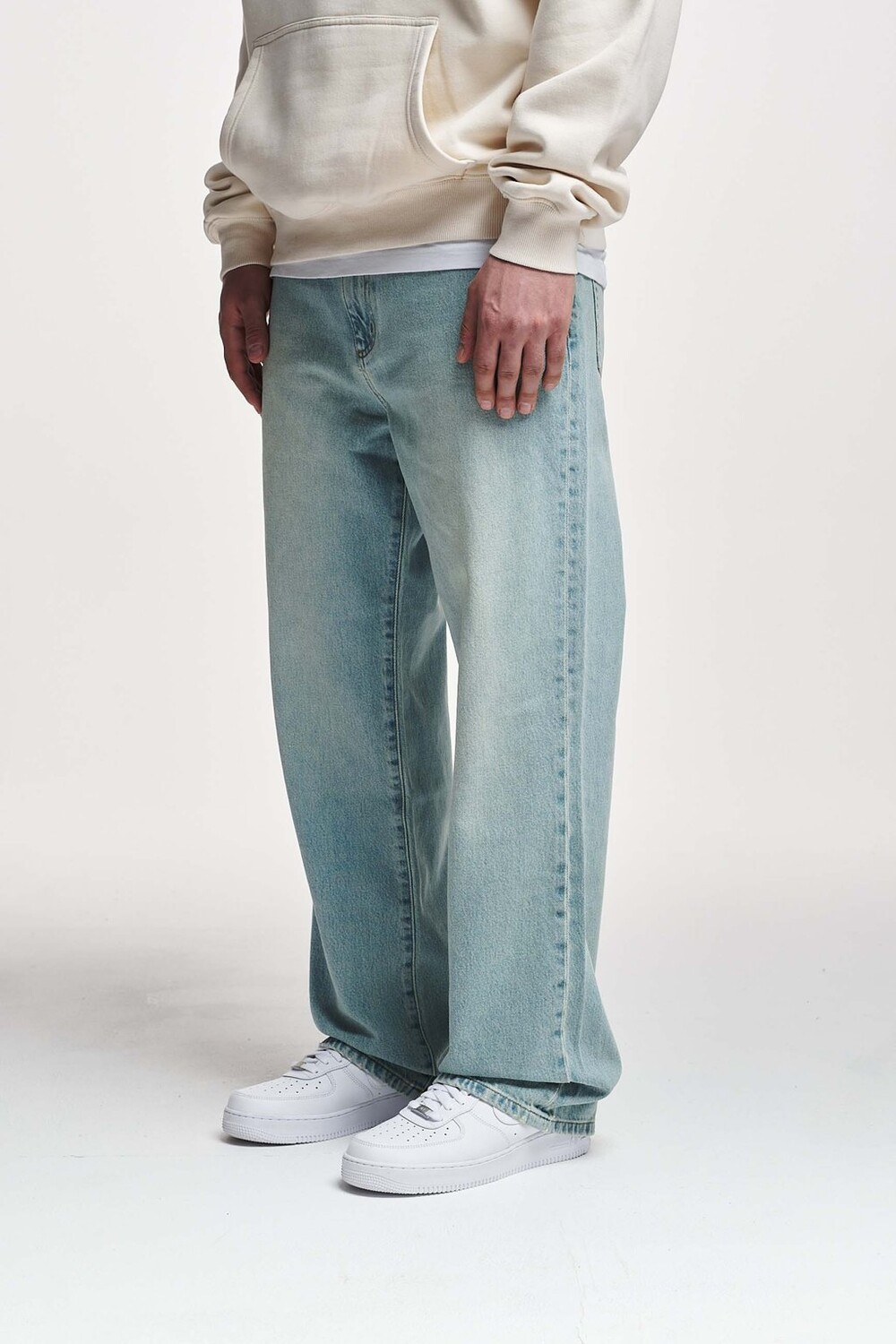 Джинсы свободного кроя ADRIK BASIC BAGGY 2Y Studios, цвет sand blue
Джинсы свободного кроя ADRIK BASIC BAGGY 2Y Studios, цвет sand blue