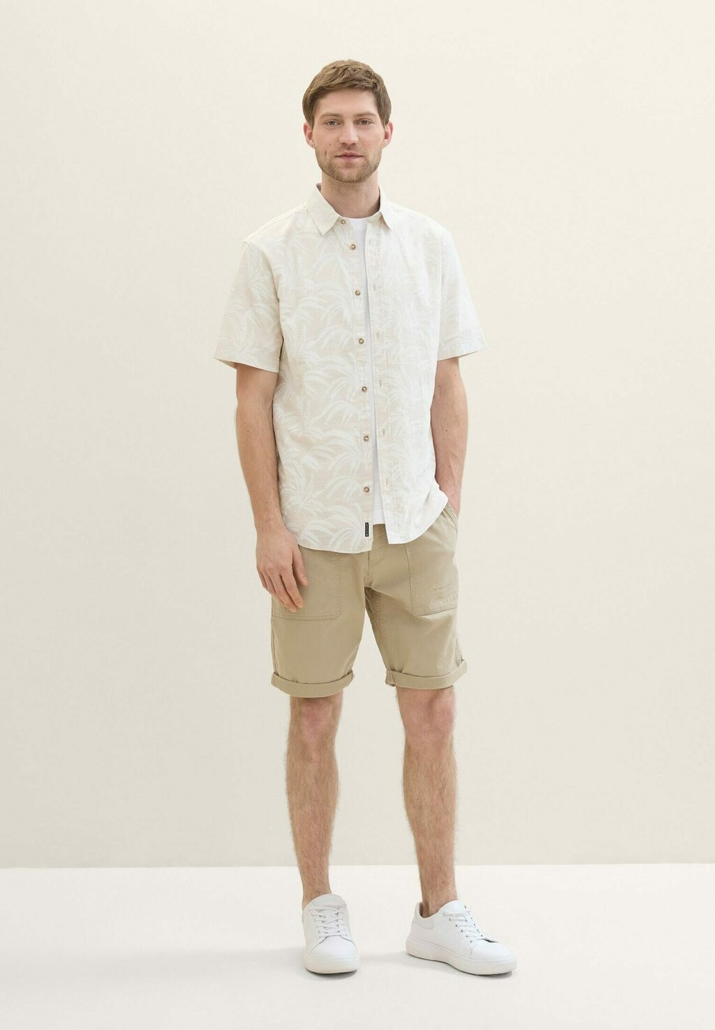 Рубашка KURZARM TOM TAILOR, бежевый
Рубашка KURZARM TOM TAILOR, бежевый