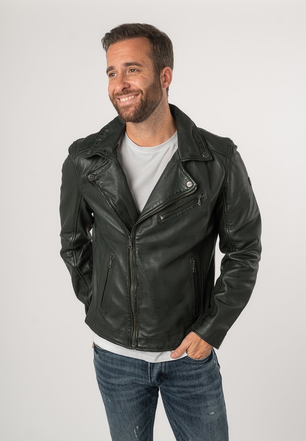 Кожаная куртка Mauritius, темно-зеленый
Кожаная куртка Mauritius, темно-зеленый