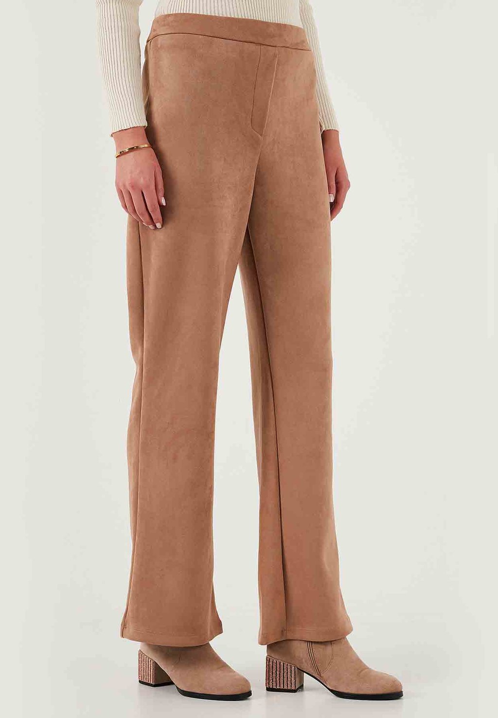 Брюки REGULAR FIT LELA, серо-коричневый
Брюки REGULAR FIT LELA, серо-коричневый