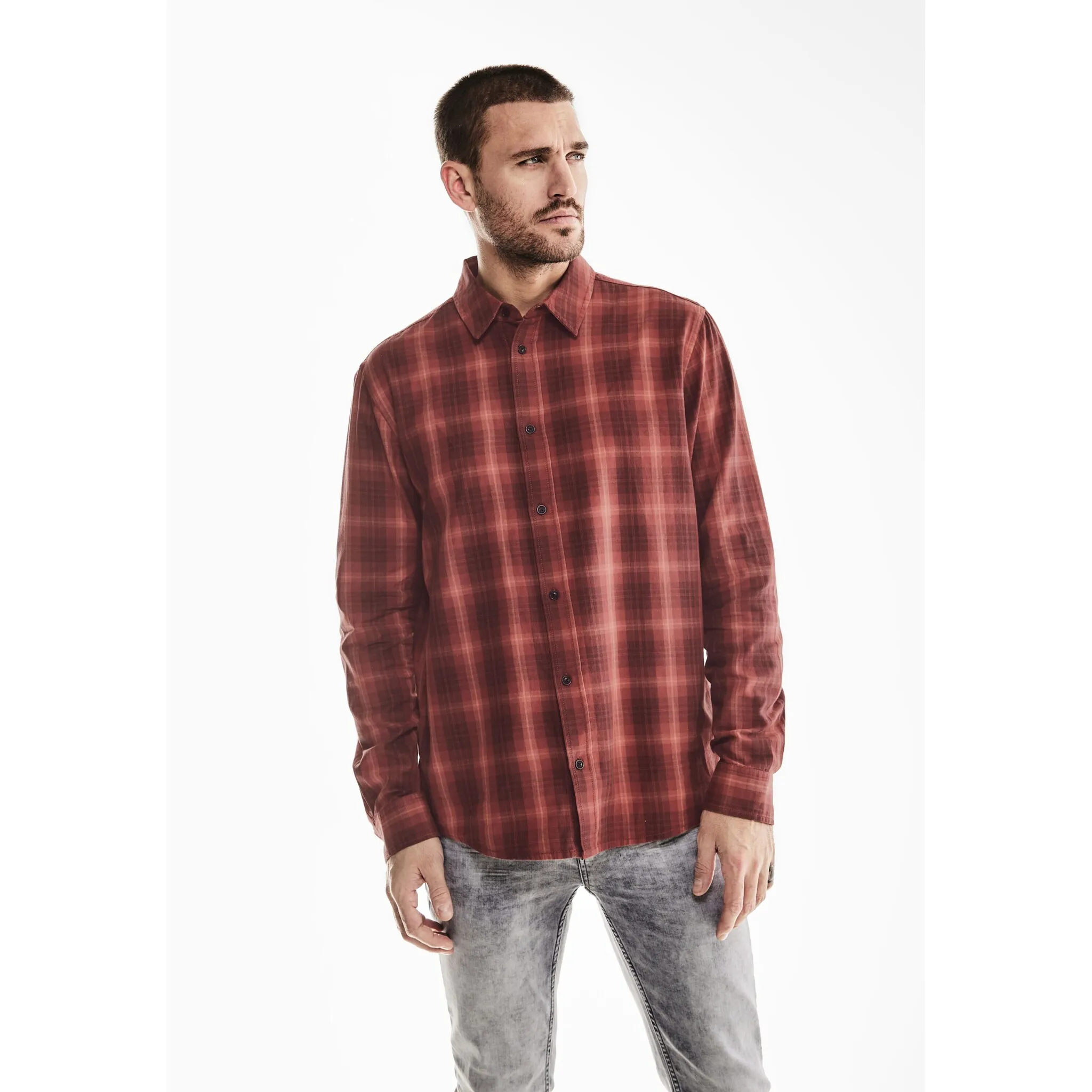 STREET ONE МУЖСКАЯ рубашка в клетку, с планкой на пуговицах Street One Men, красный
STREET ONE МУЖСКАЯ рубашка в клетку, с планкой на пуговицах Street One Men, красный