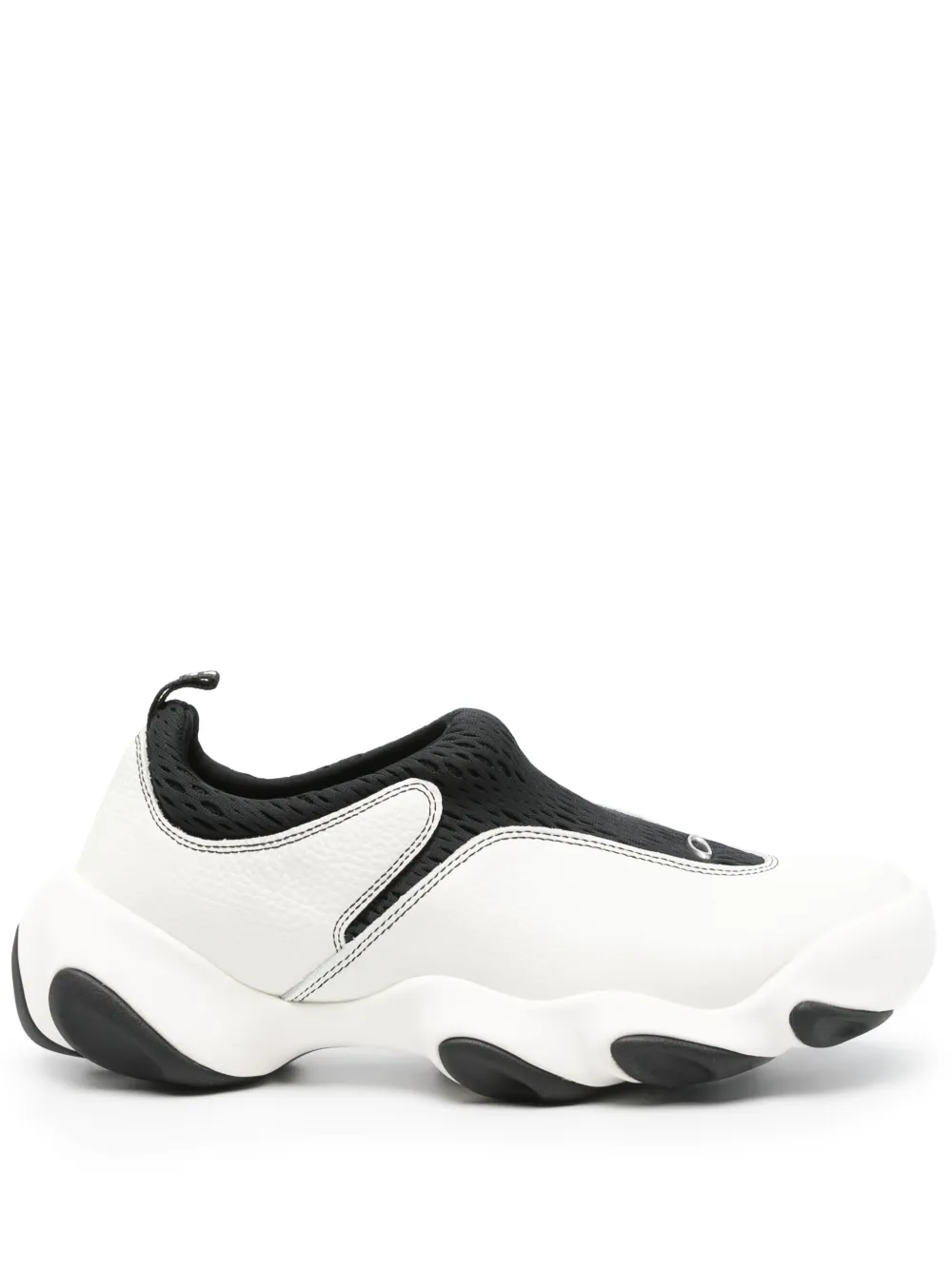 Кожаные кроссовки Brain Dead, белый
Кожаные кроссовки Brain Dead, белый