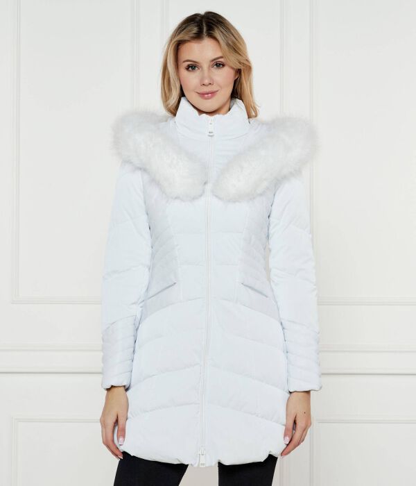 Куртка женская Guess Jeans Оксана стеганая с искусственным мехом, белый
Куртка женская Guess Jeans Оксана стеганая с искусственным мехом, белый