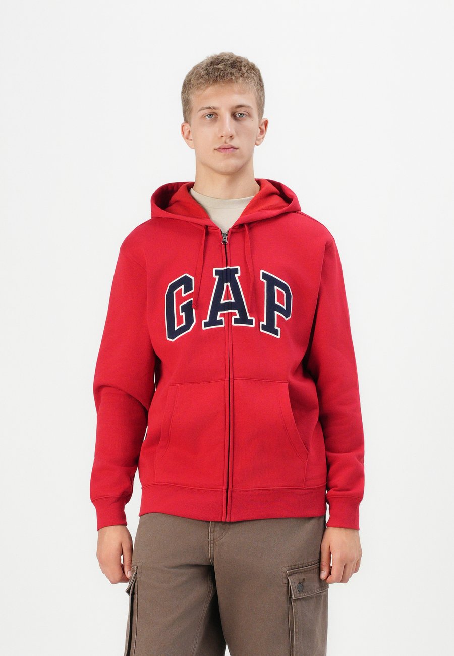 Толстовка GAP HERITAGE LOGO, Red Apple/Red
Толстовка GAP HERITAGE LOGO, Red Apple/Red