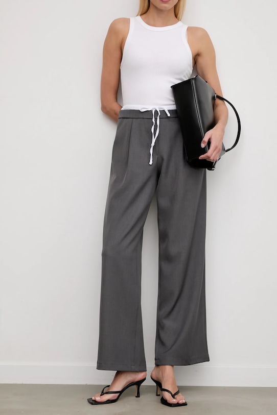 Брюки Answear.LAB, серый
Брюки Answear.LAB, серый