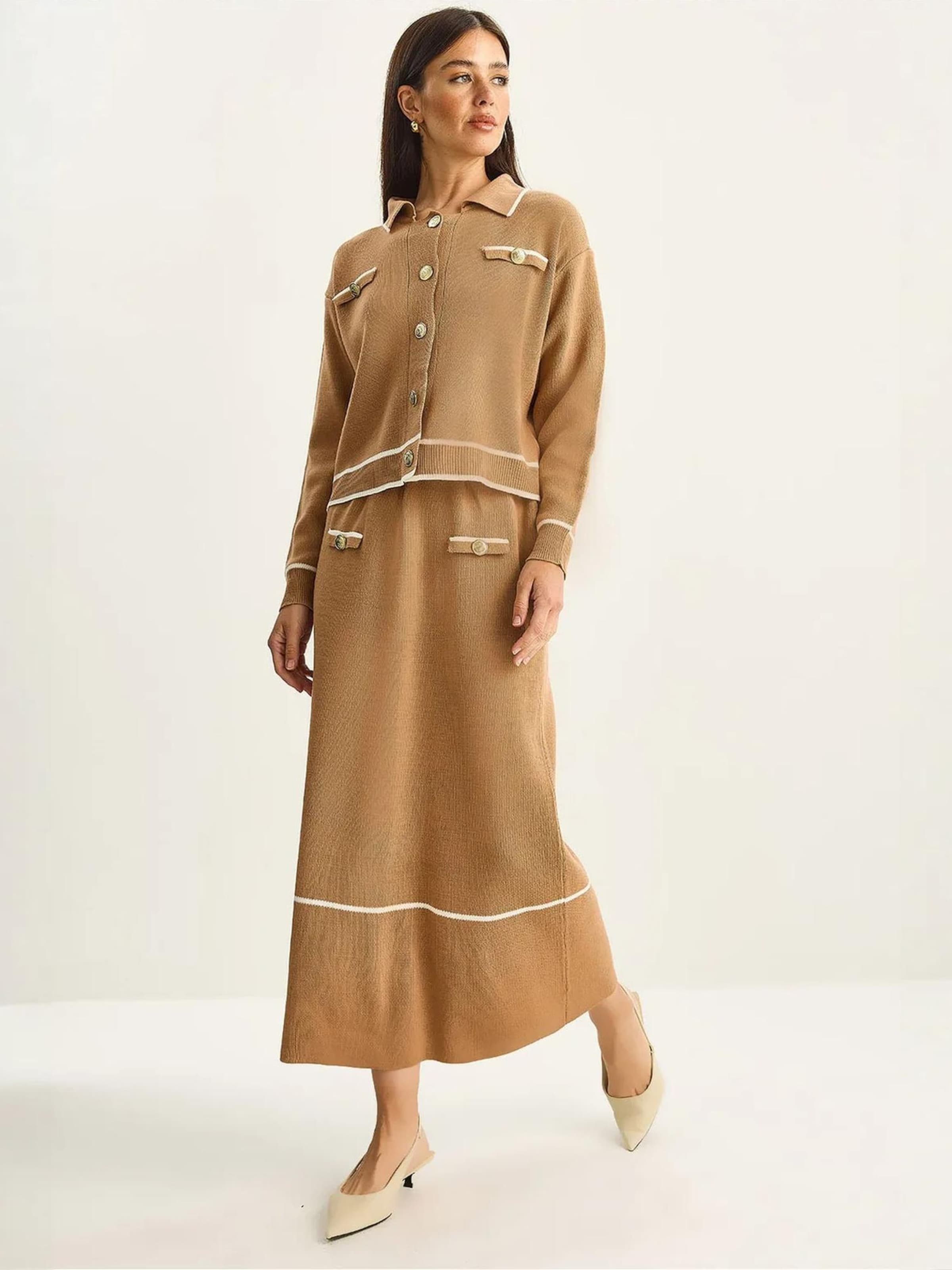 Bianco Lucci Workwear в светло-коричневом цвете
Bianco Lucci Workwear в светло-коричневом цвете