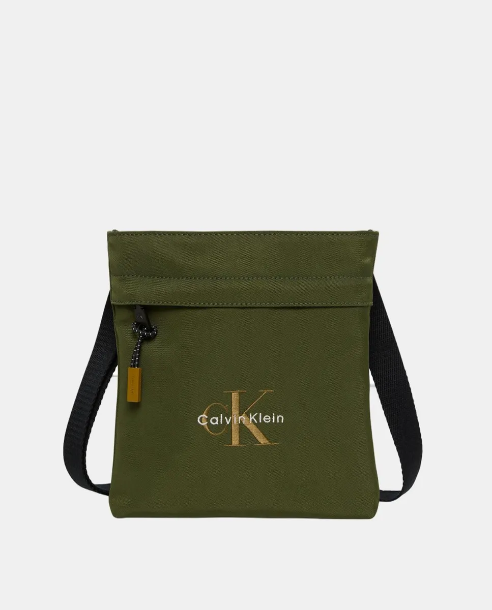 Нейлоновая сумка через плечо CK Calvin Klein, черный
Нейлоновая сумка через плечо CK Calvin Klein, черный