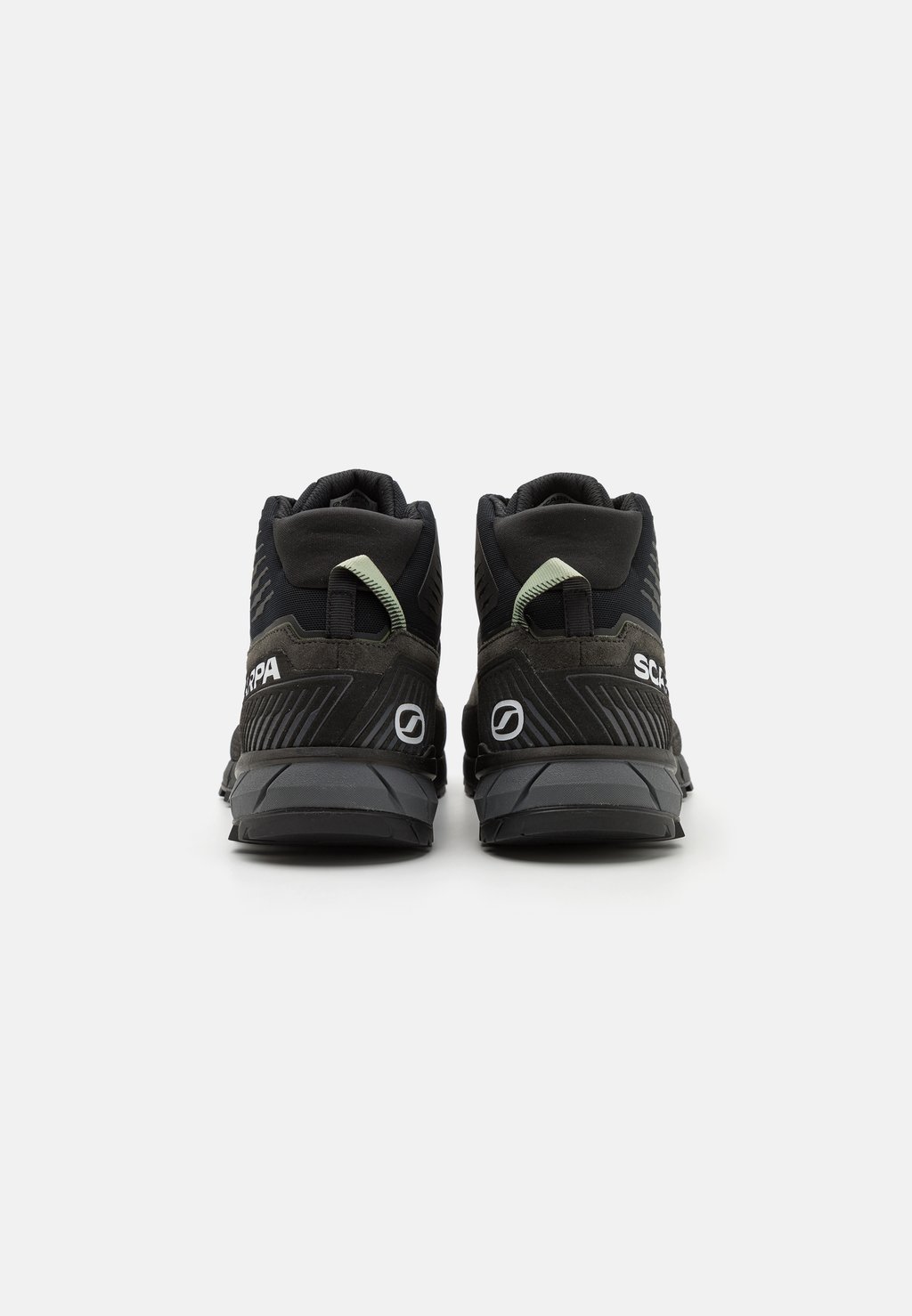 Походная обувь RAPID XT MID GORE TEX Scarpa
Походная обувь RAPID XT MID GORE TEX Scarpa