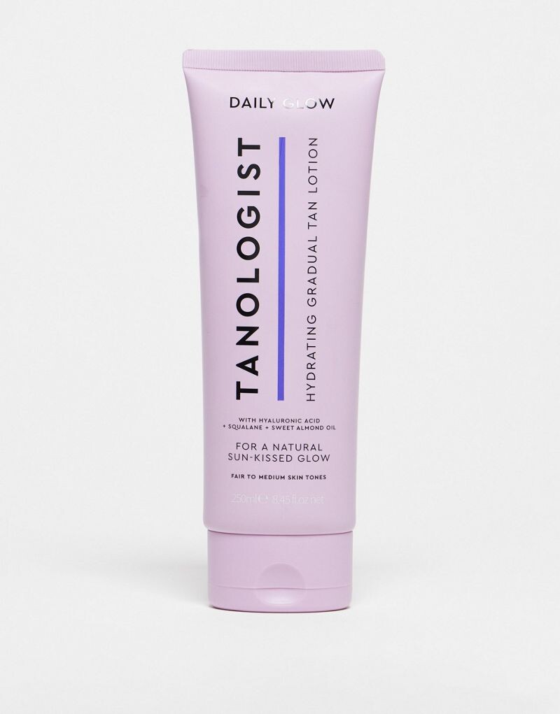 Танолог - Daily Glow - Постепенный увлажняющий загар - Легкий/Средний 250 мл Tanologist, Nessun colore
Танолог - Daily Glow - Постепенный увлажняющий загар - Легкий/Средний 250 мл Tanologist, Nessun colore
