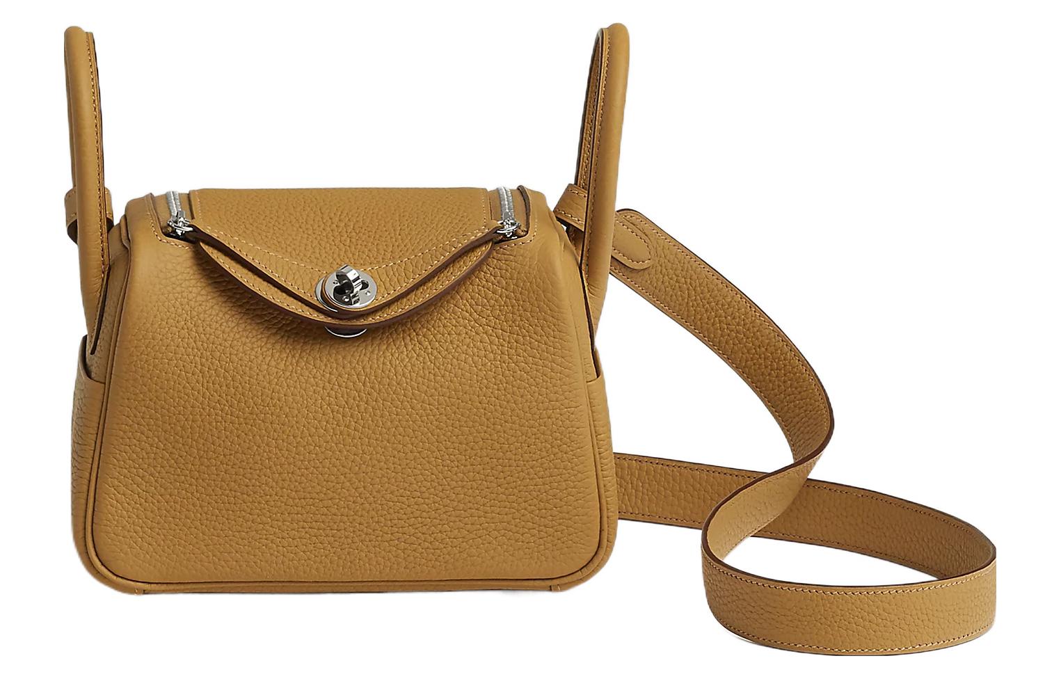 Сумка мини кроссбод Lindy Taurillon Clemence Leather 4B Cookie HERMES
Сумка мини кроссбод Lindy Taurillon Clemence Leather 4B Cookie HERMES